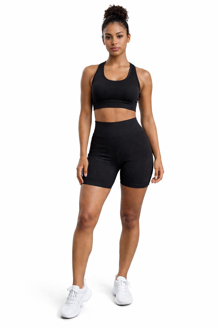 Conjunto Fitness Feminino de Alta Performance em Poliamida com Top Nadador e Short Cintura Alta Modelador