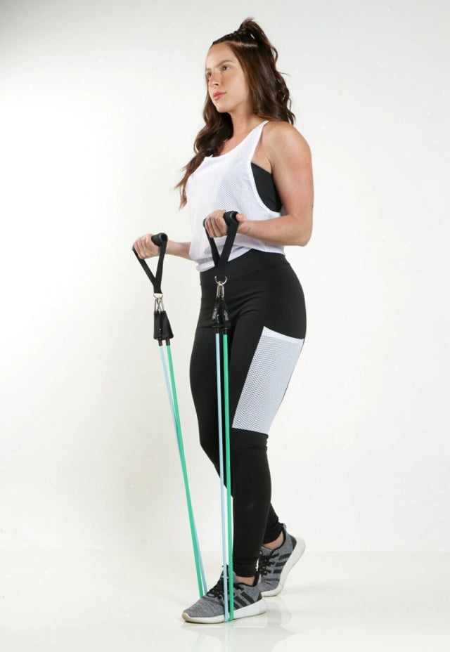 Conjunto Fitness 3 Peças Preto e Branco – Calça Legging Dry com Bolso em Tela + Regata de Tela + Top Tomara que Caia