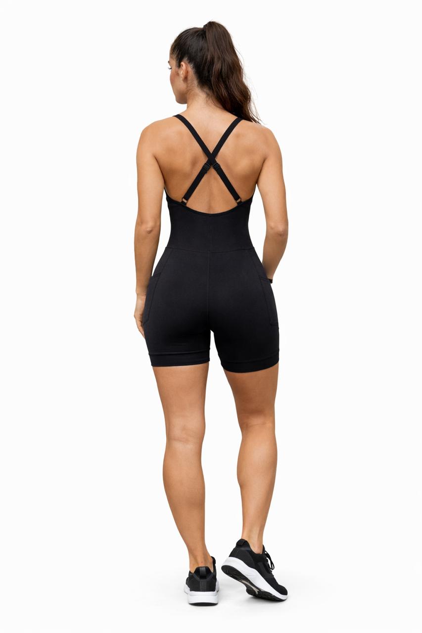 Macaquinho Fitness Preto com Bojo Removível e Bolso Lateral – Modelagem Premium em Poliamida com Alta Compressão