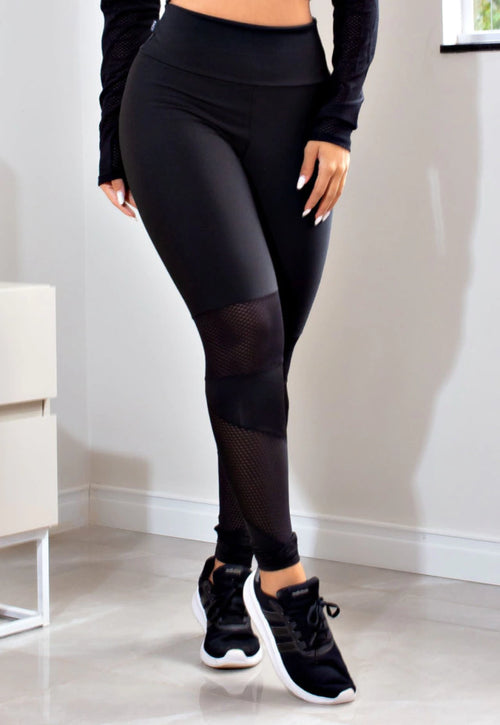 Calça Legging Preta Cintura Alta com Detalhe em Tela Dry Fit