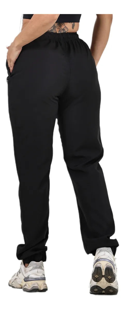 Calça Feminina Jogger Em Tactel Com Elastano Bolsos E Cordão
