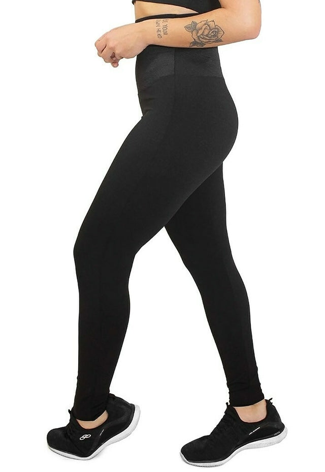 Calça Legging Preta com Cinta Modeladora Embutida