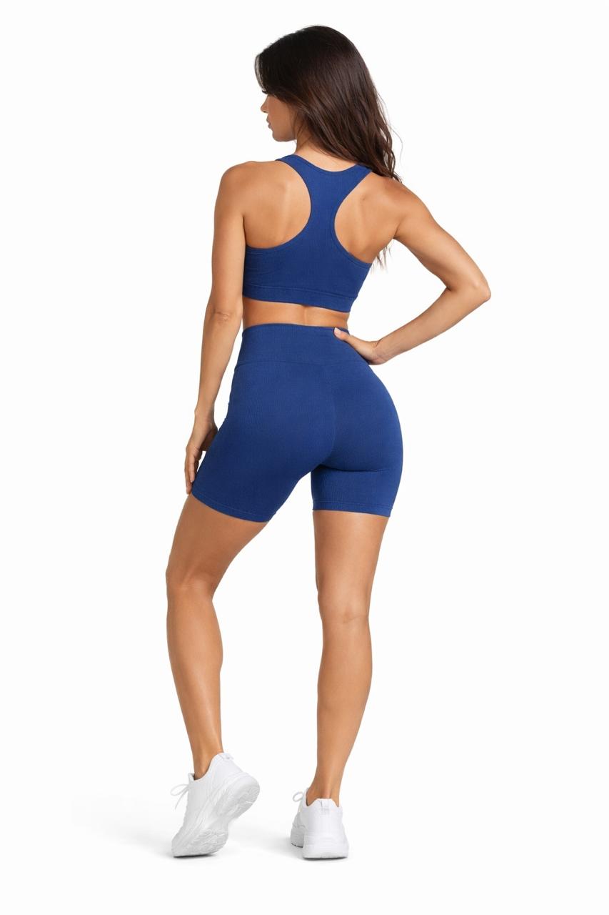 Conjunto Fitness Feminino de Alta Performance em Poliamida com Top Nadador e Short Cintura Alta Modelador